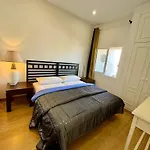 Апартаменты Banus Hause *