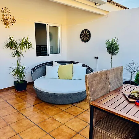 Banus Hause Апартаменти Марбелья